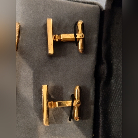 Christian Dior Cufflinks & Tie Clip Set - Picture 4 of 5